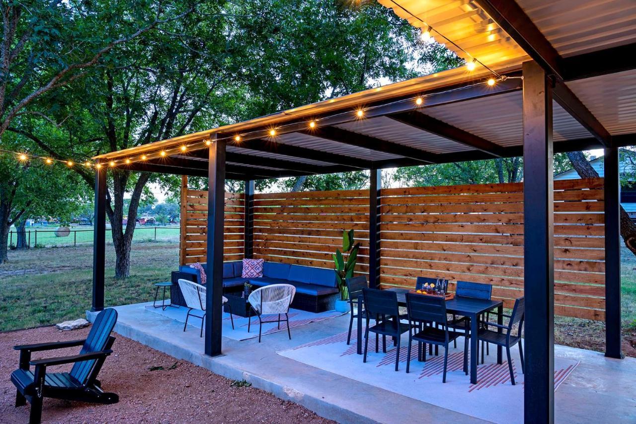 Villa Container Haus Pet Friendly With Cowboy Pool Fredericksburg Exterior foto